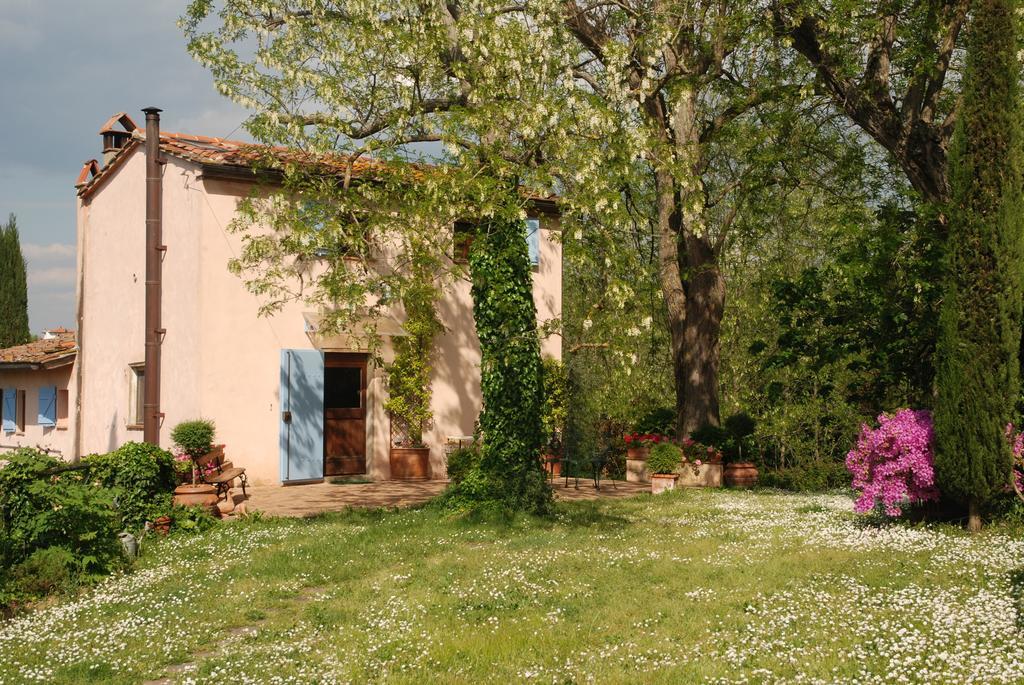 Appartamento Con Patio Privato E Giardino Tra Pisa E Firenze Palaia Bilik gambar